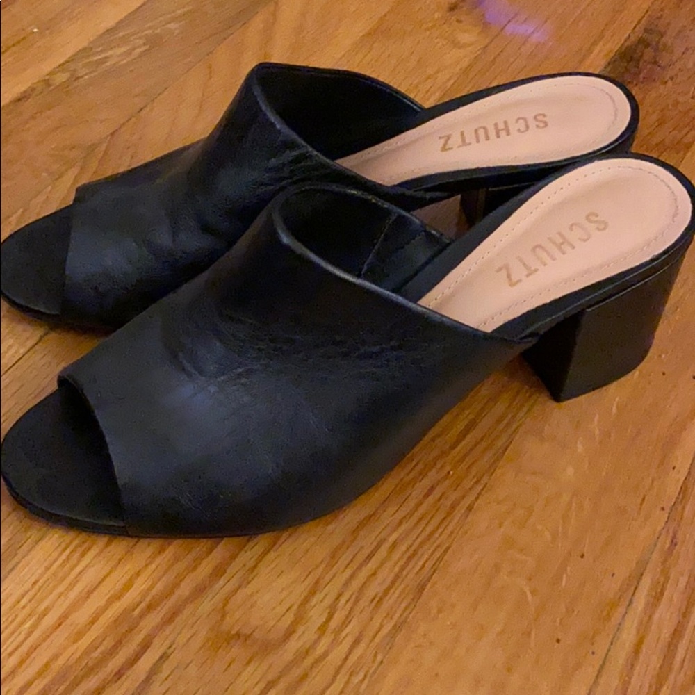 Schutz black mule